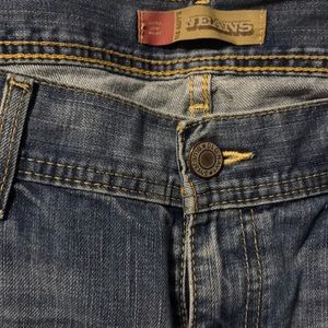 Old Navy Low waist Capri Jeans